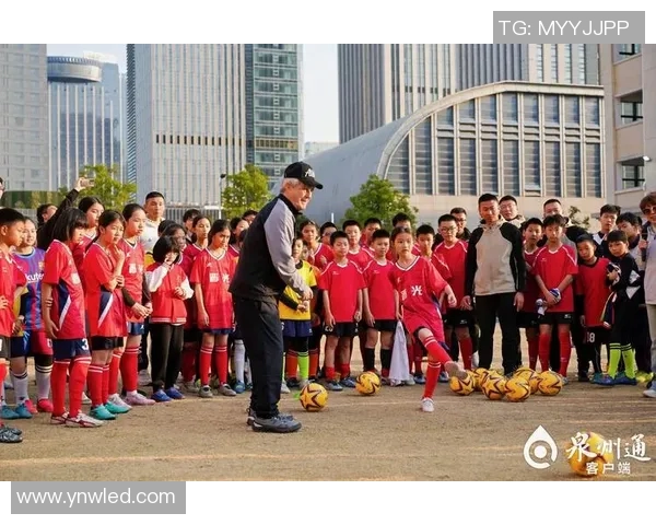 春节期间足球明星学习中文的趣味故事与文化交流活动 春节期间足球明星学习中文的趣味故事与文化交流活动
